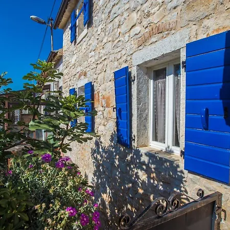 Meri Villa
